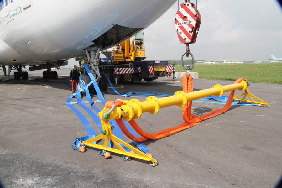 Green Pin - Lifting the Largest Airplanes in the World