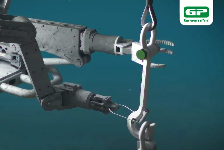 Contact - landingpage ROV Hooks